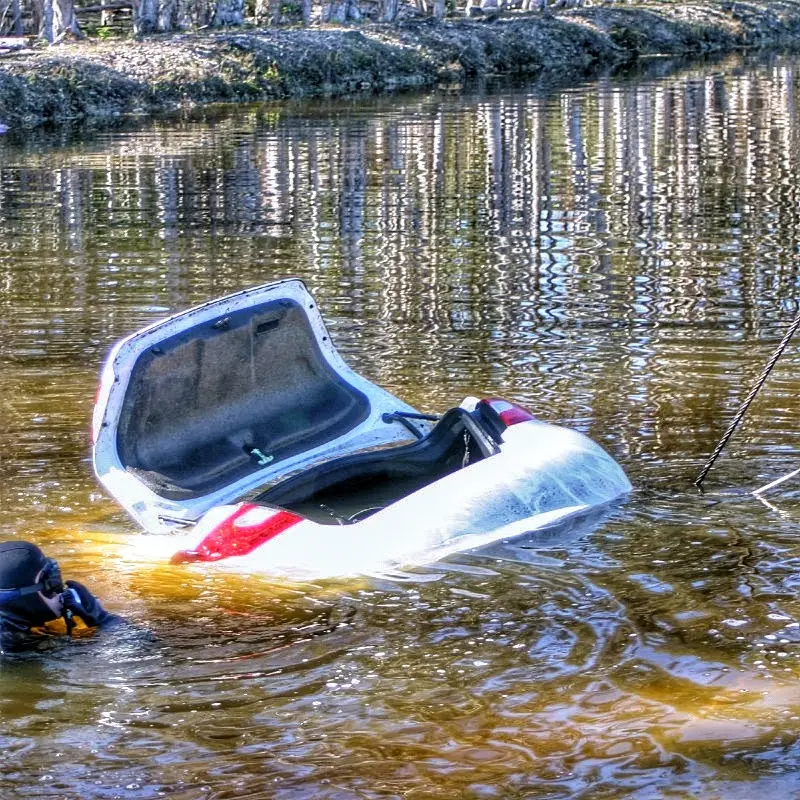 CETI Special Response Diver Recovering a car in Miami, FL